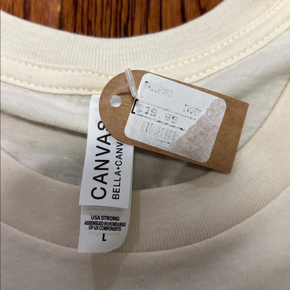 Bella Canvas western Dissapearing RailRoad Blues Cream Size: Large NWT - Picture 4 of 5